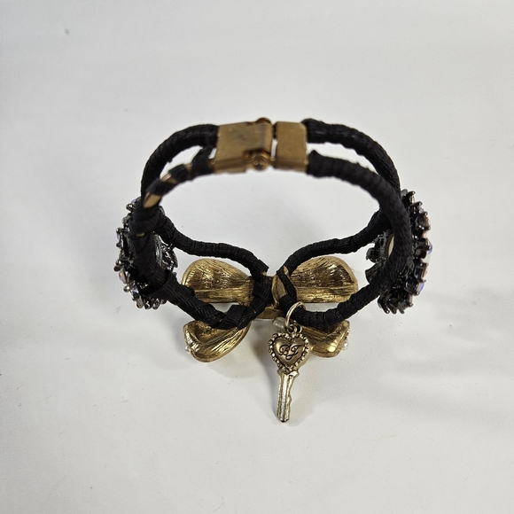 Betsey Johnson Black and Gold Bracelet with Intricate Detailing - Picture 4 of 4